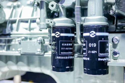 上汽紅巖大馬力燃氣重卡 武裝到牙齒，微立氣瓶引領(lǐng)高效運輸